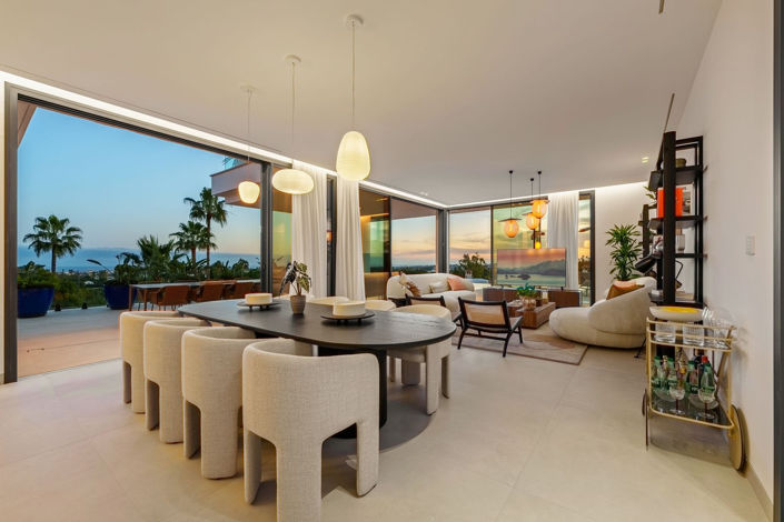 Image No.10-5 Bed House for sale