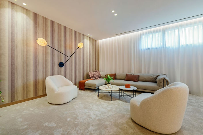 Image No.38-5 Bed House for sale