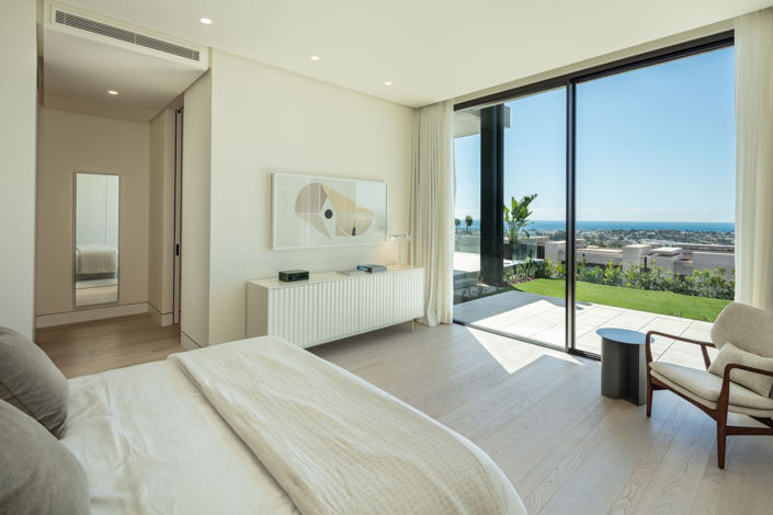 Image No.13-7 Bed House for sale