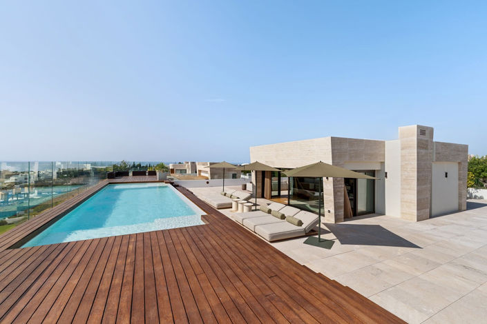 Image No.7-4 Bed House for sale