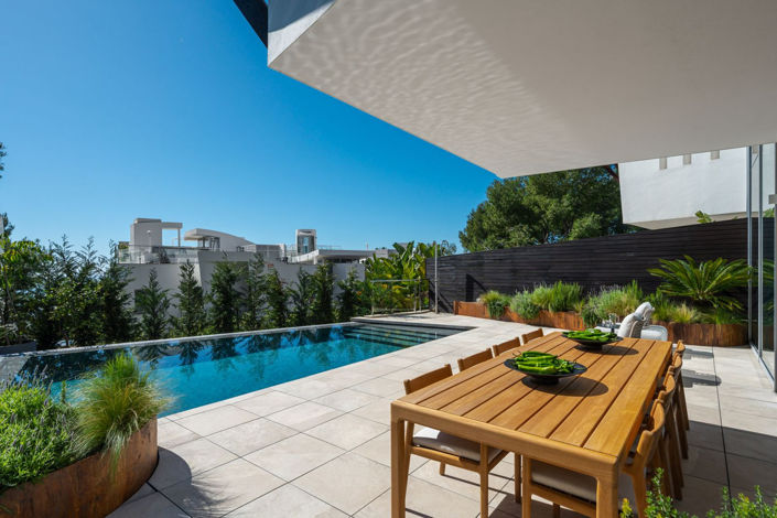 Image No.18-4 Bed House for sale