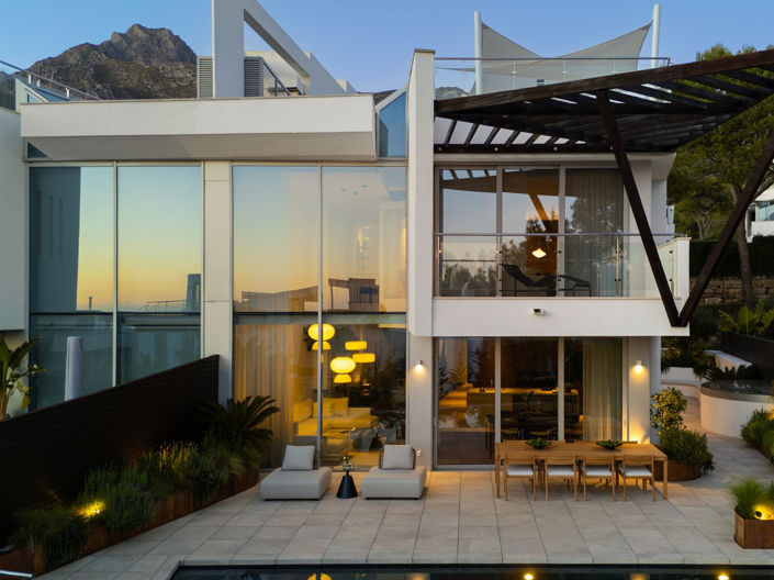 Image No.24-4 Bed House for sale