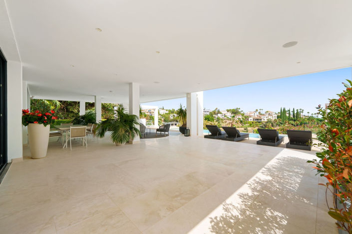 Image No.17-5 Bed House for sale