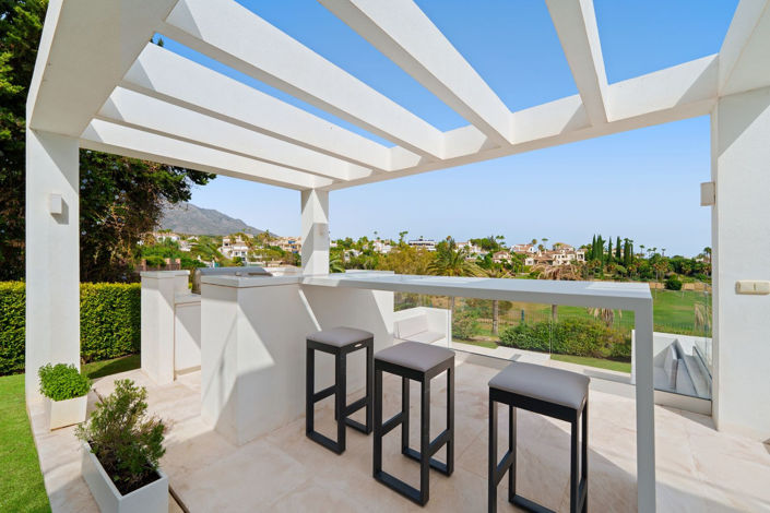 Image No.22-5 Bed House for sale