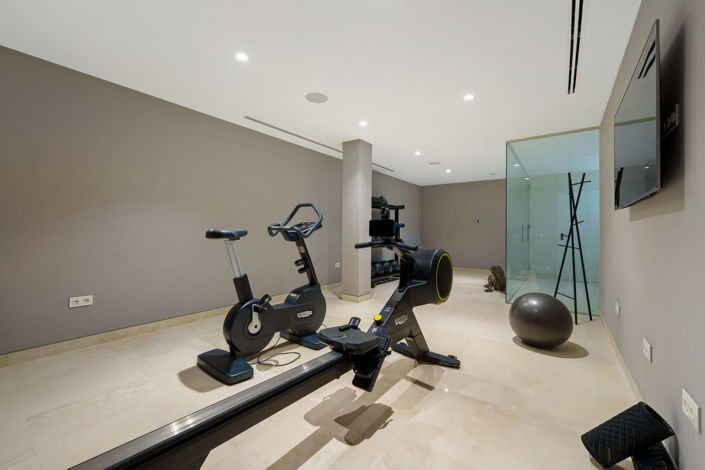 Image No.36-5 Bed House for sale