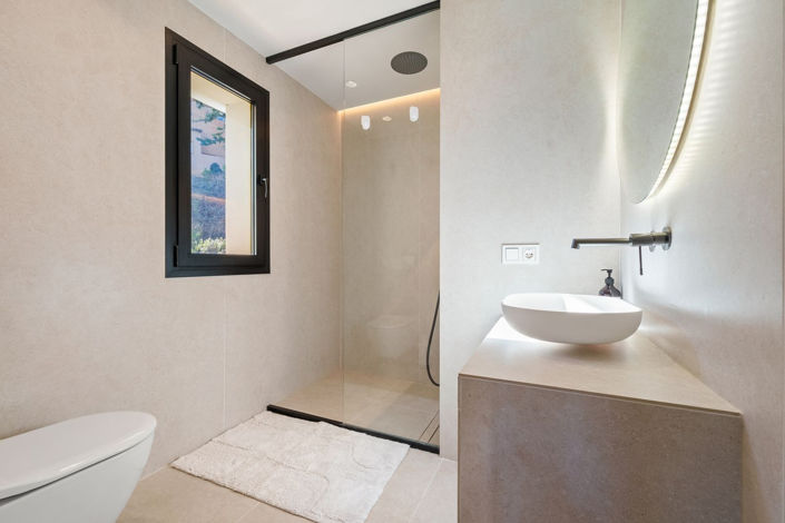 Image No.19-3 Bed Apartment for sale
