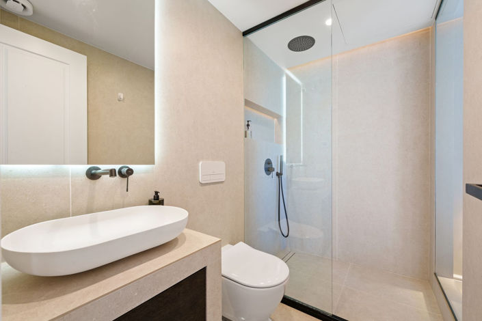 Image No.21-3 Bed Apartment for sale