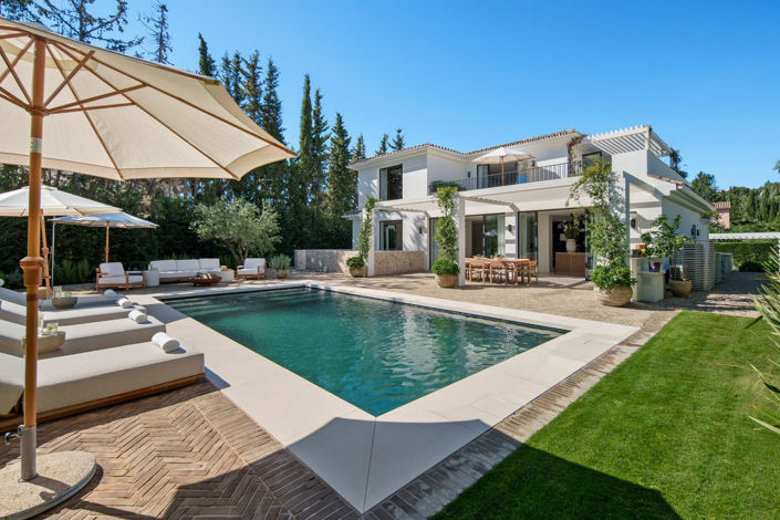 Image No.2-4 Bed House for sale