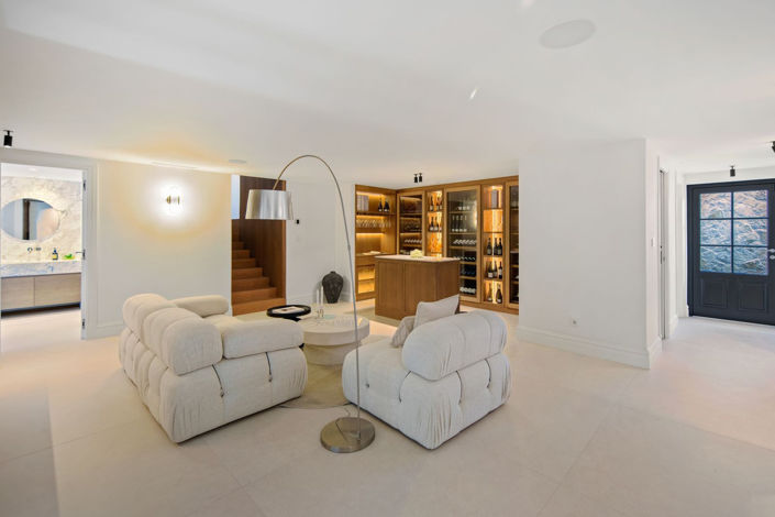 Image No.36-4 Bed House for sale