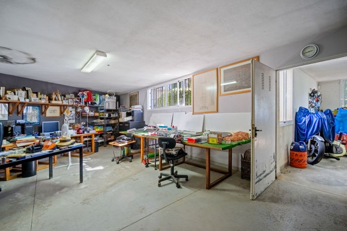 Image No.24-4 Bed House for sale