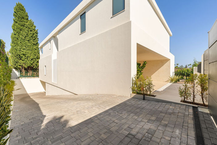 Image No.49-6 Bed House for sale