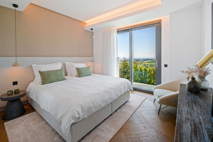 Image No.27-4 Bed House for sale