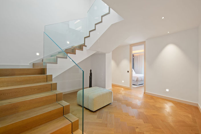Image No.30-4 Bed House for sale