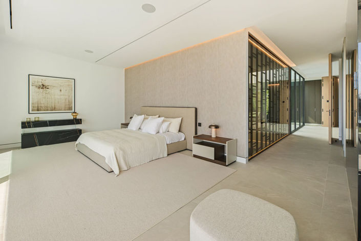 Image No.44-3 Bed House for sale