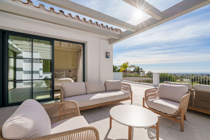 Image No.41-5 Bed House for sale