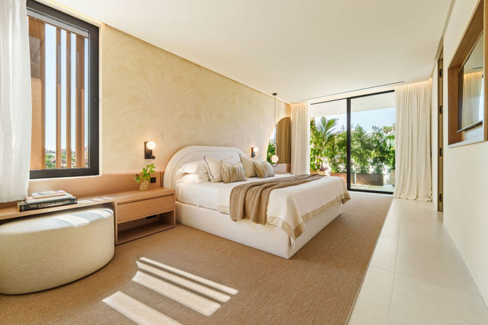 Image No.19-5 Bed House for sale