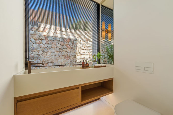 Image No.26-5 Bed House for sale
