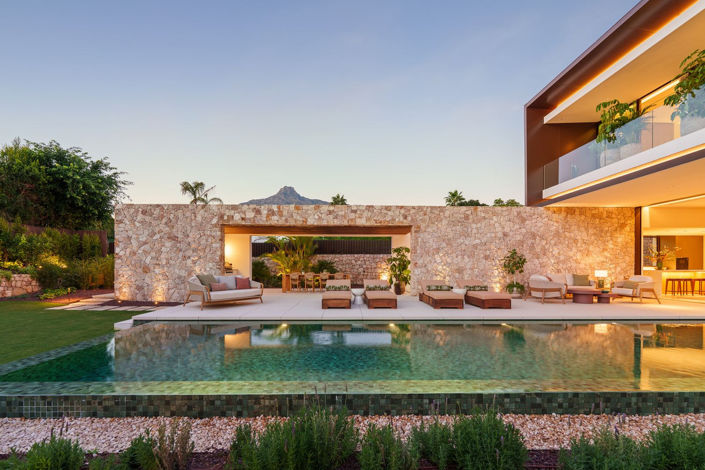 Image No.35-5 Bed House for sale