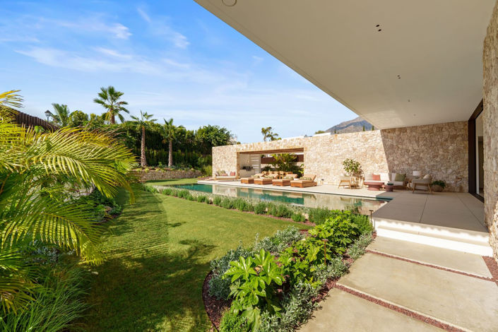Image No.45-5 Bed House for sale