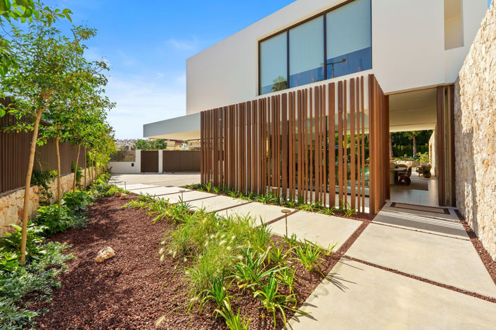Image No.46-5 Bed House for sale