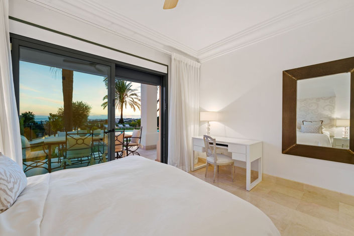 Image No.37-4 Bed House for sale