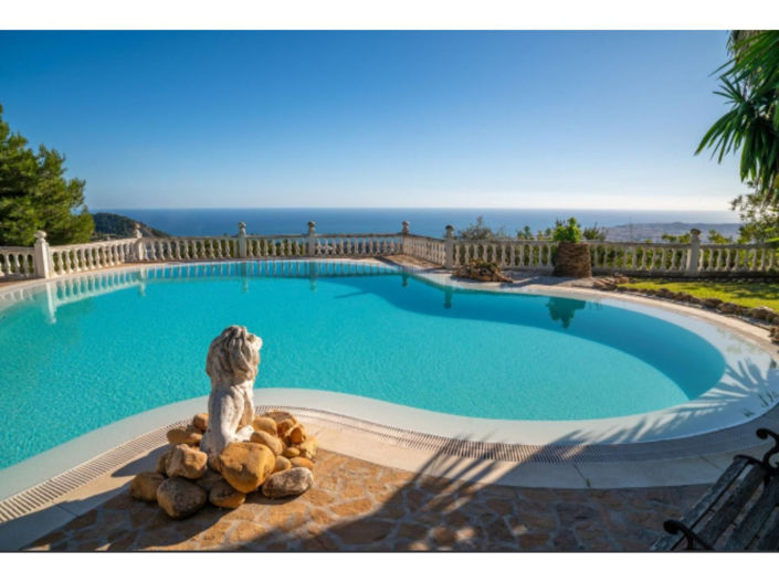 Image No.27-6 Bed House for sale