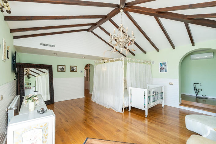 Image No.29-5 Bed House for sale