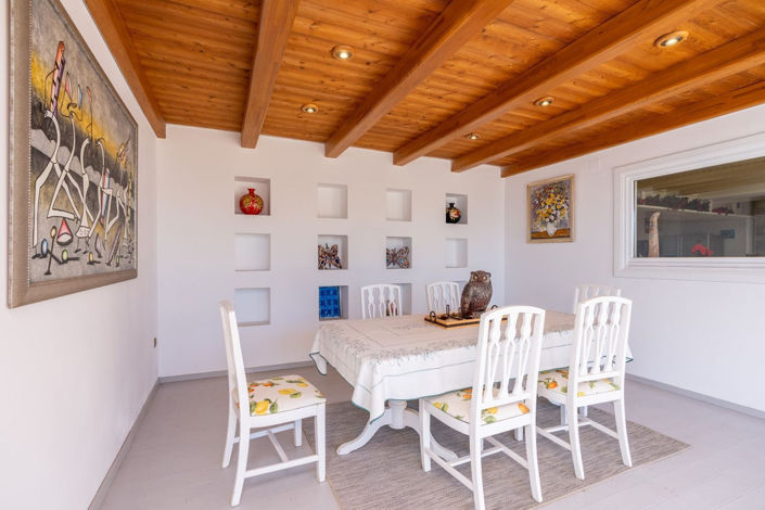 Image No.49-5 Bed House for sale