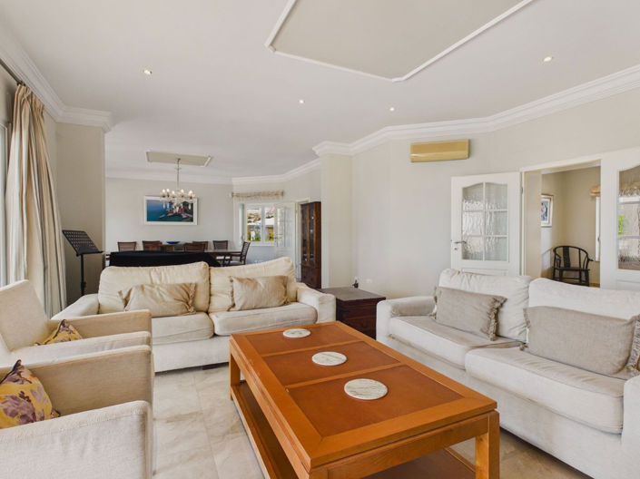 Image No.17-6 Bed House for sale