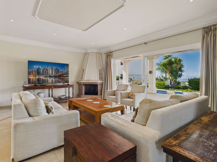 Image No.19-6 Bed House for sale