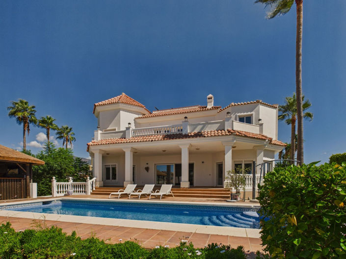 Image No.2-6 Bed House for sale