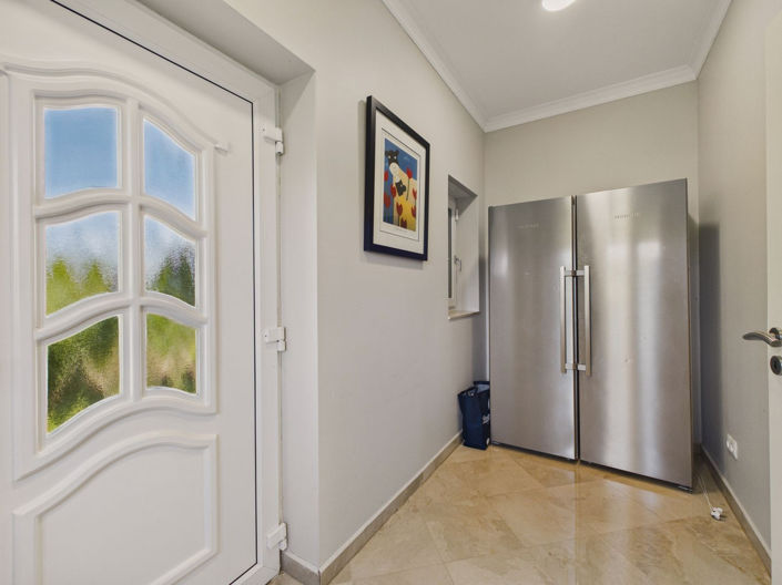 Image No.29-6 Bed House for sale