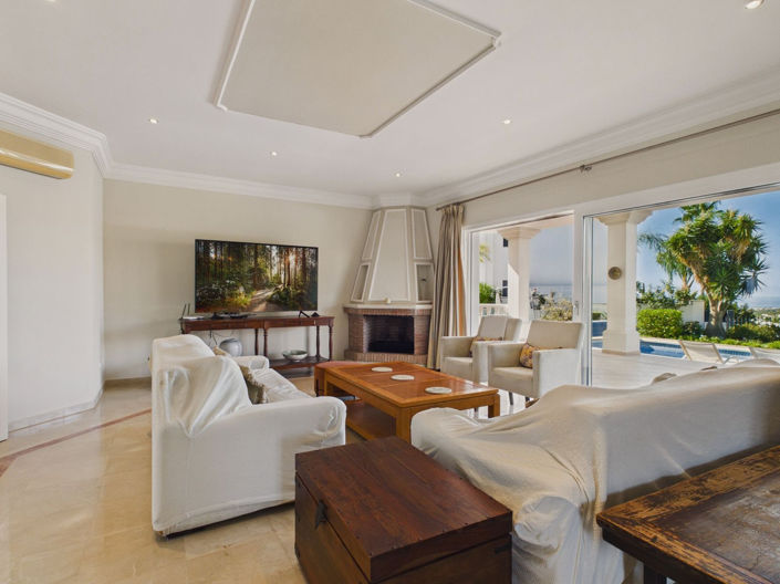 Image No.4-6 Bed House for sale