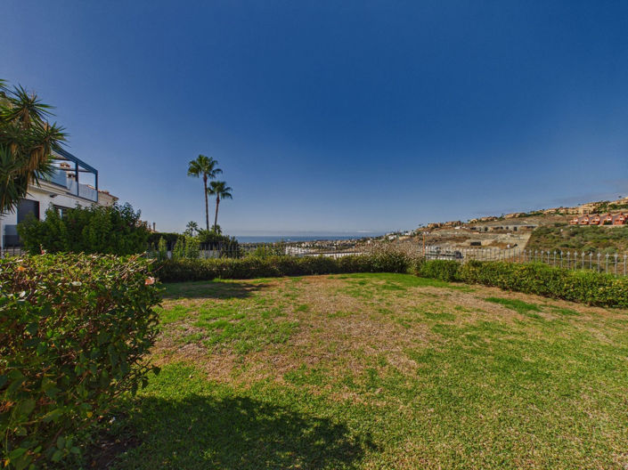 Image No.6-6 Bed House for sale