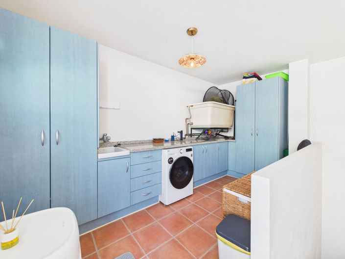 Image No.22-3 Bed House for sale