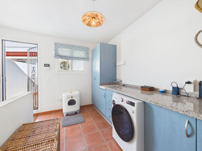 Image No.23-3 Bed House for sale