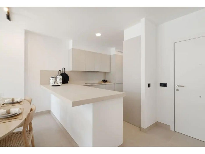 Image No.6-3 Bed Apartment for sale