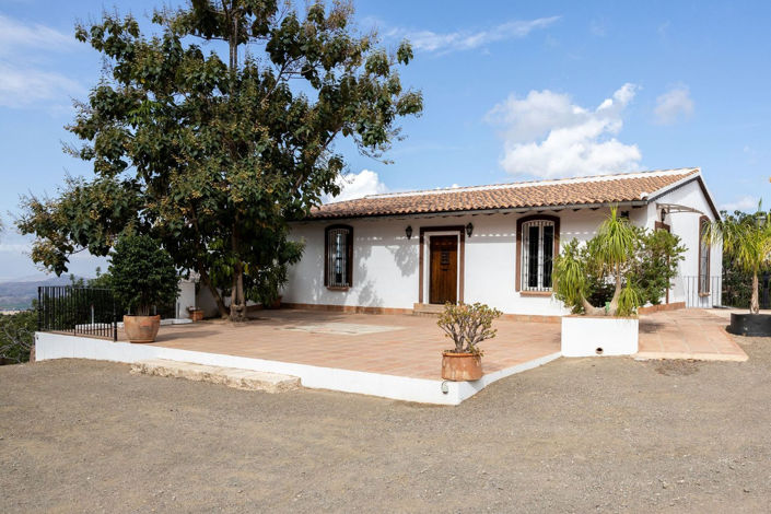 Image No.37-9 Bed House for sale