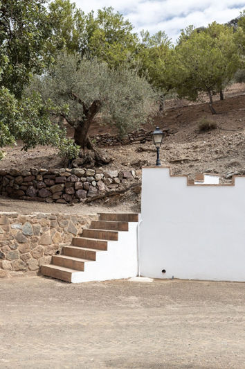 Image No.42-9 Bed House for sale