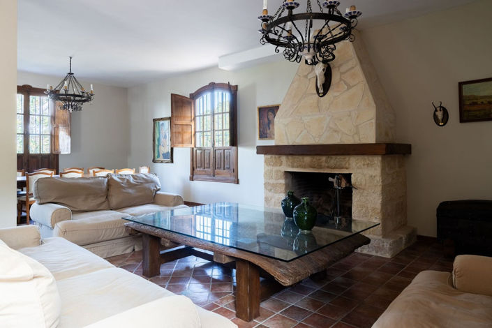 Image No.6-9 Bed House for sale