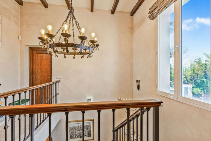 Image No.30-4 Bed House for sale