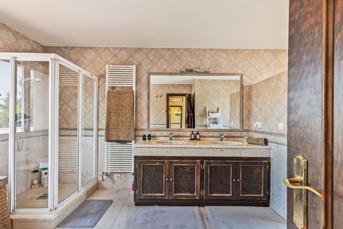 Image No.39-4 Bed House for sale