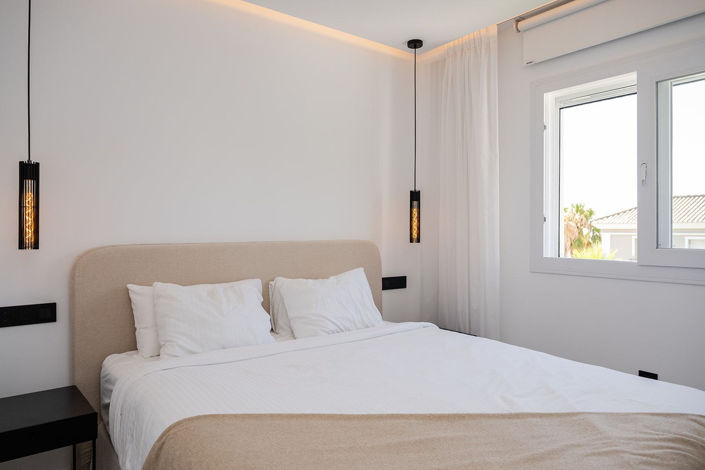 Image No.21-3 Bed House for sale