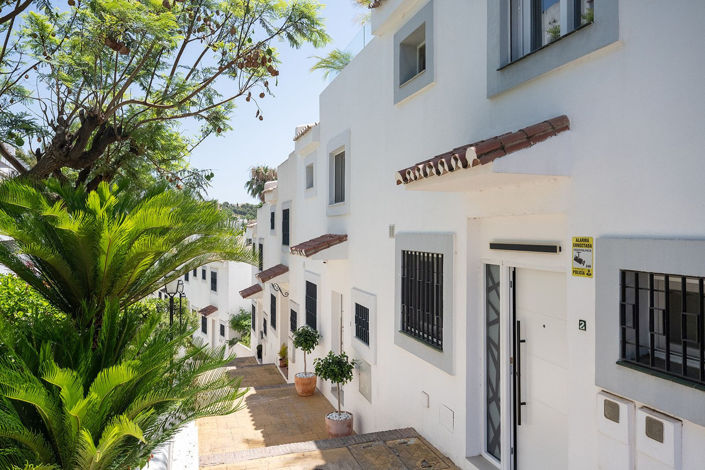 Image No.28-3 Bed House for sale