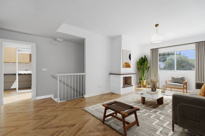 Image No.5-5 Bed House for sale