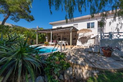 garden-photo-2-rental-2021