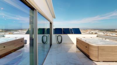 Penthouse-Suite-Bathroom-1-