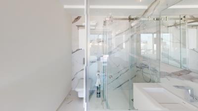 Penthouse-Suite-Bathroom-2-