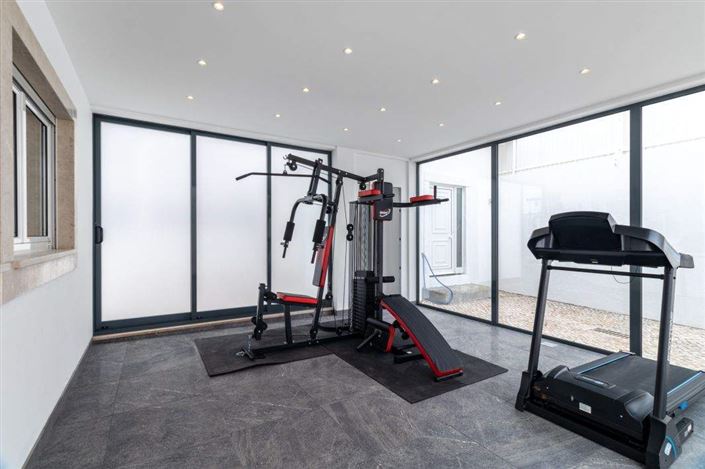 Image No.10-4 Bed House for sale