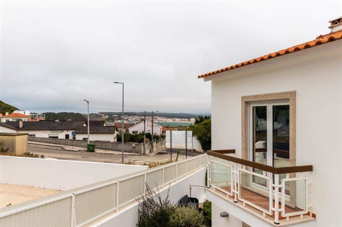 Image No.23-4 Bed House for sale